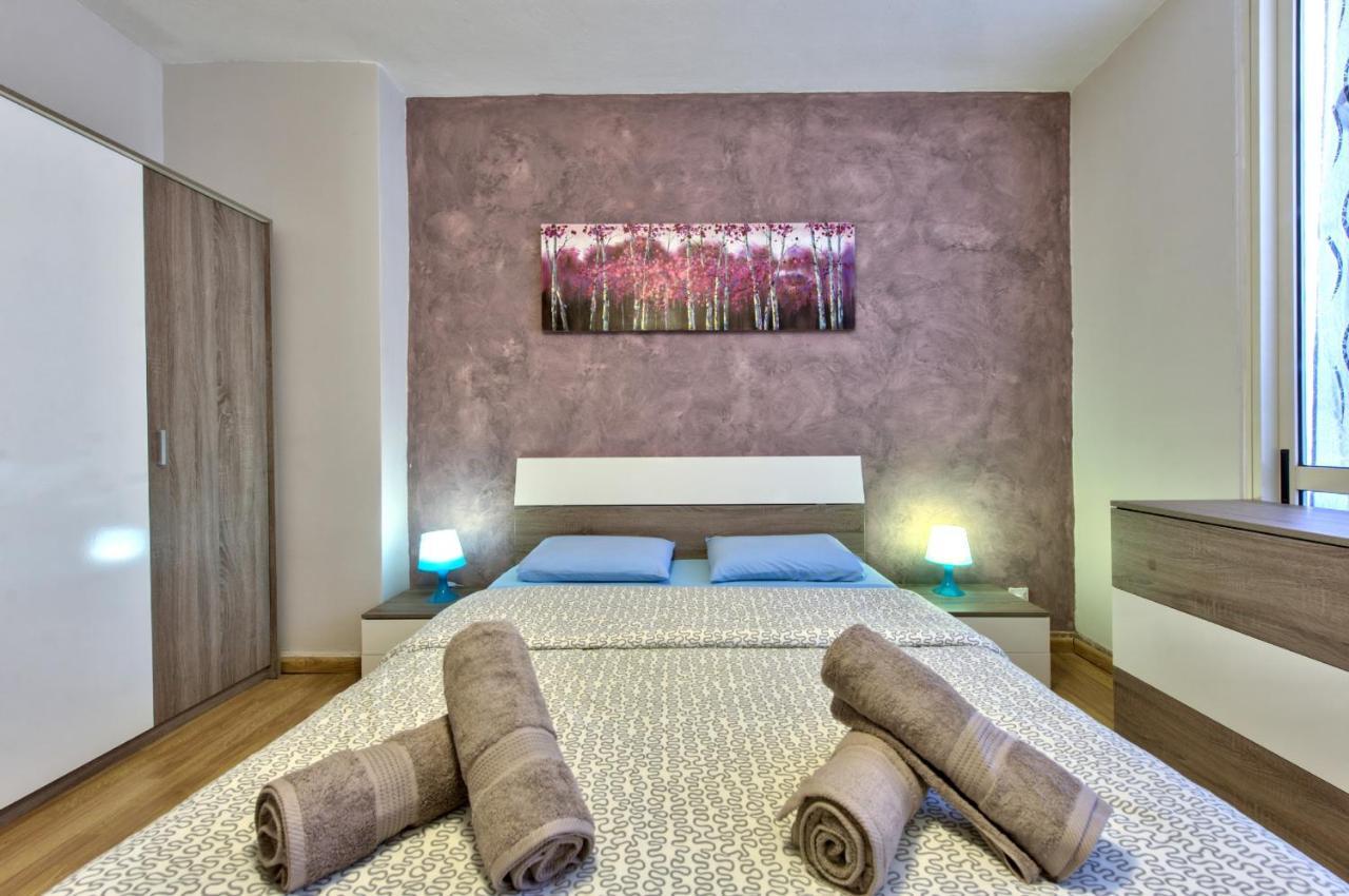 Spinola Court - Stunning Seaview Apartment & Penthouse On Spinola Bay By Shortletsmalta Saint Julian's Eksteriør billede
